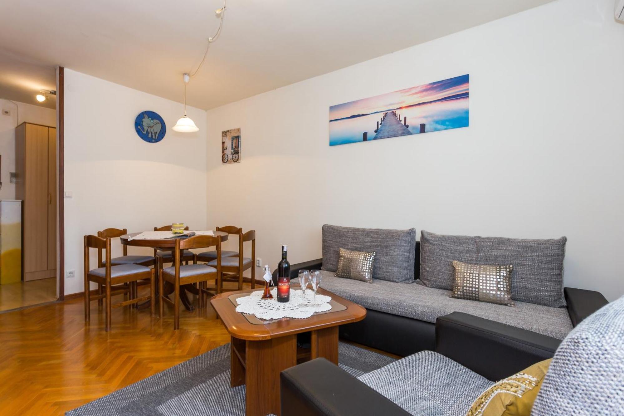 Apartments With Wifi Split - 13957 Phòng bức ảnh